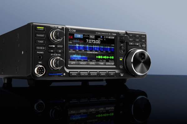 ICOM IC-7300 HF/50HMz Transceiver - Image 5