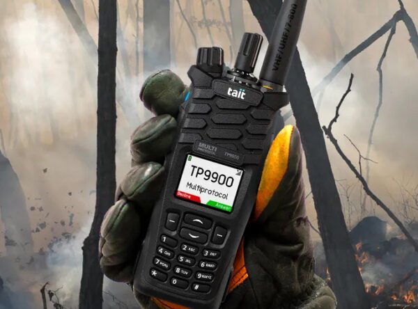TP9900 Multiprotocol Multiband Portables - Image 2